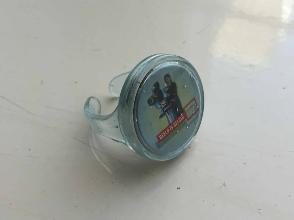 Transparant bue RFID ring