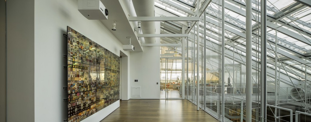 Figure 1 – The video wall in the Lightbox Gallery © Nic Lehoux